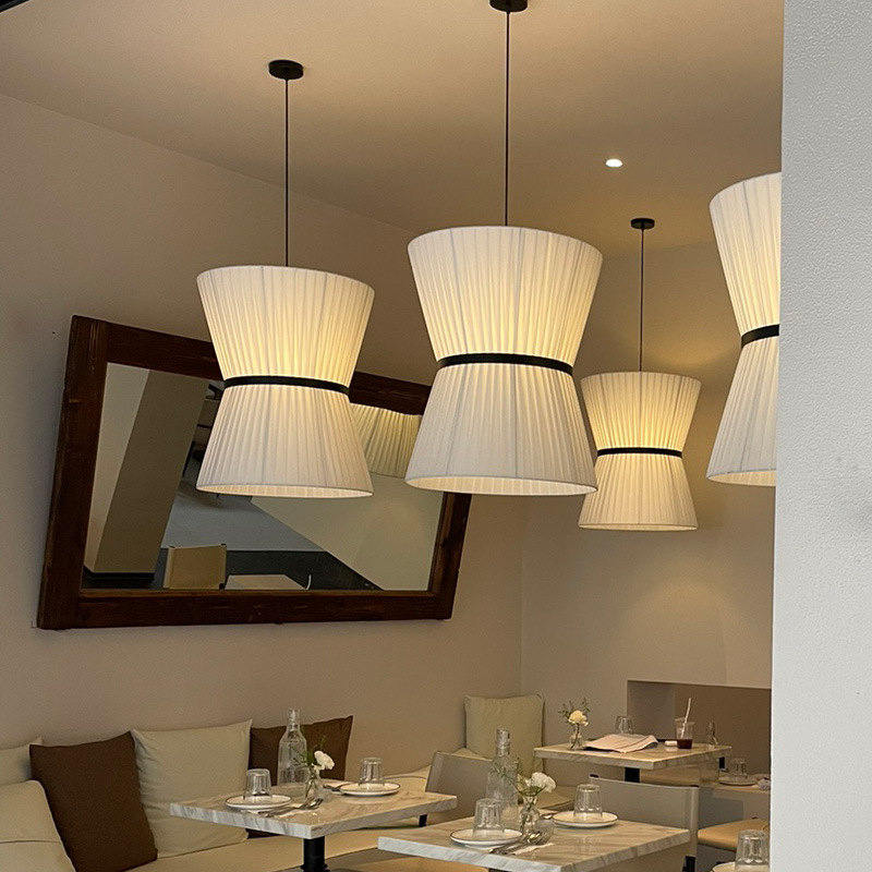 Interior Design Years - Moderne ontwerper minimalistische stoffen LED-hanglamp restaurant