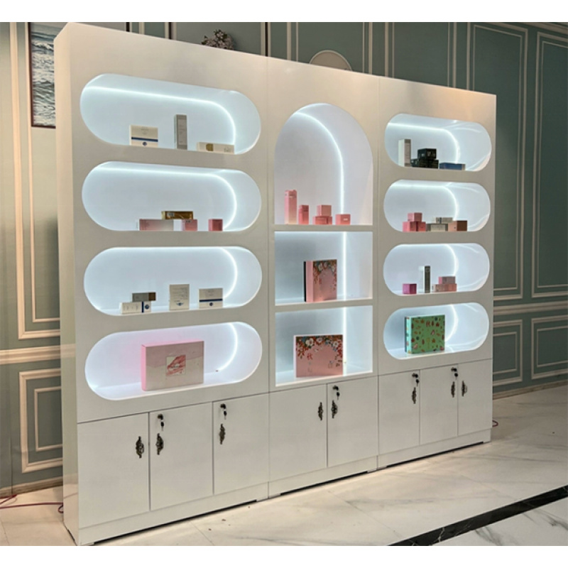 op maat. Cosmetische winkel In - Interior Design White And Wood recensie en prijs
